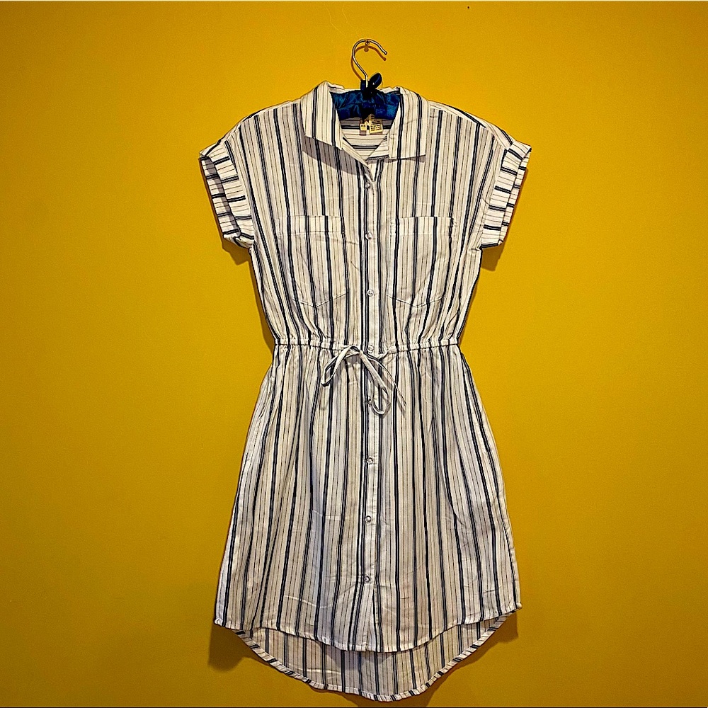 Japna Women’s XS Linen Navy Blue Striped White Dress